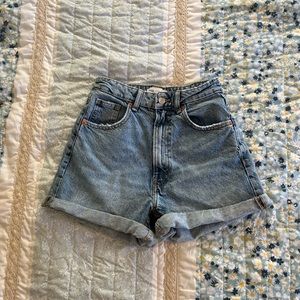 zara denim jean shorts
